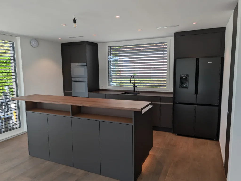 Nussbaum trifft Corten. – Ansicht 1